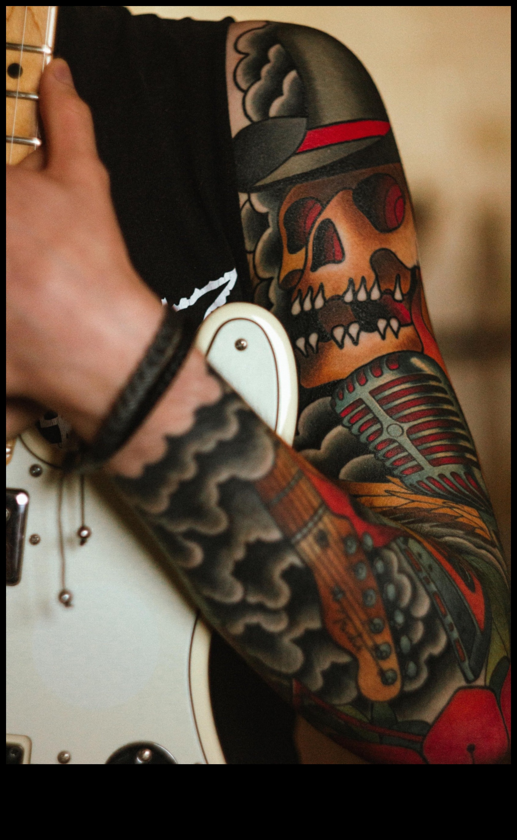 Ikonas ar tinti: tradicionāli tetovējumi ar simbolisku noskaņu