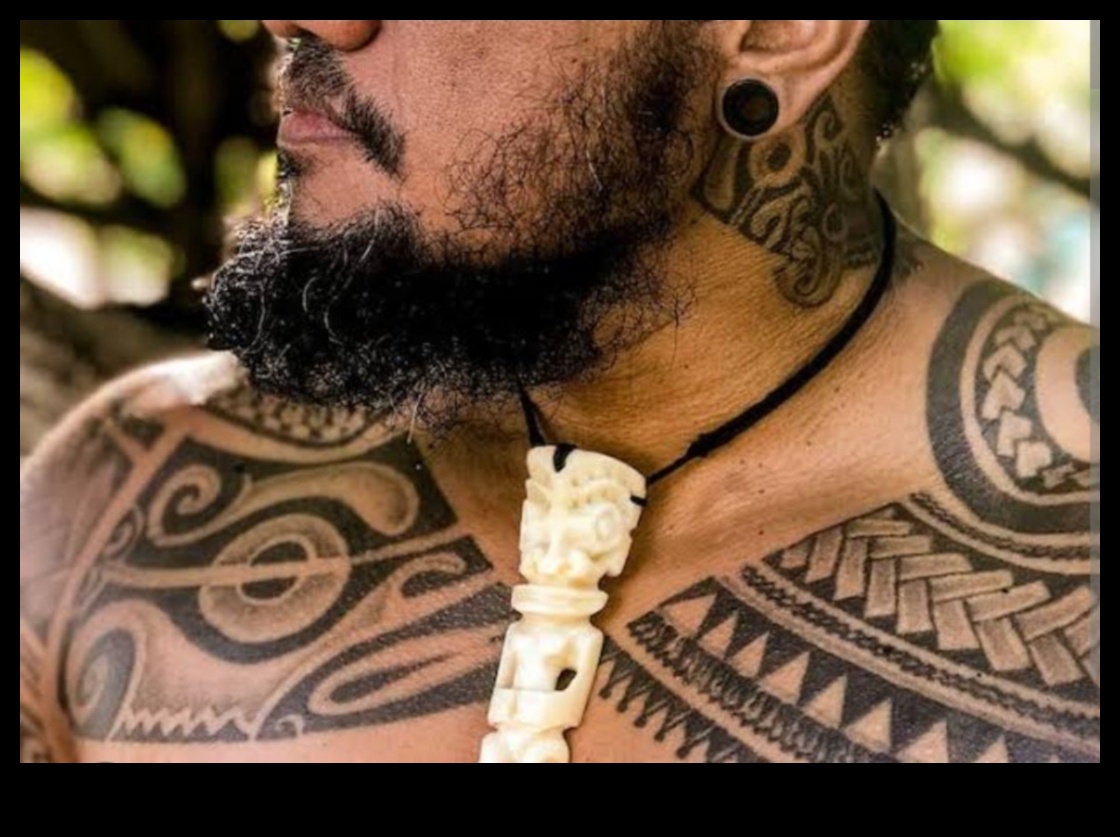 Tintes ceļojumi: kultūras izpēte par seniem ķermeņa rotājumiem