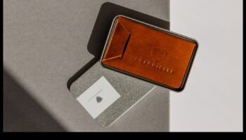 Izveidotas hronikas: stāsti, kas stāstīti jūsu drosmīgajām rokām