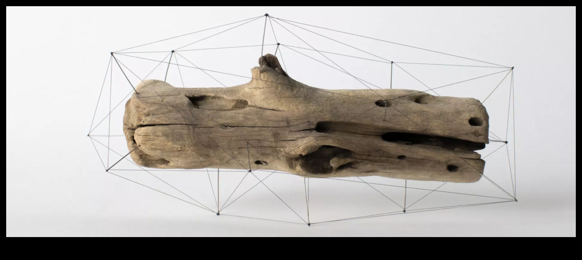 Zaļās ietekmes projektēšana: māksla, kas atstāj noturīgu, atjaunojamu iespaidu