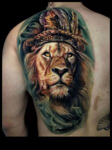 Svari un kažokādas: izpētiet dzīvnieku tetovējumu skaistumu